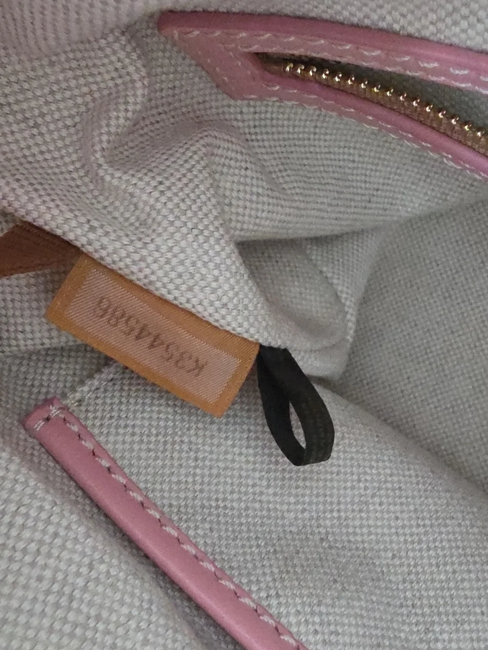 Dooney & Bourke beautiful new